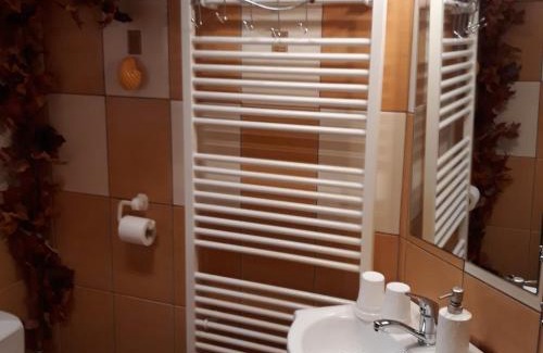 Loucna nad Desnou Casa | Chata Mája