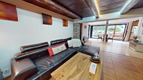 Cadca Chalet De Esquí | Chata v srdci lesa