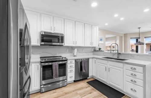 Cienega Springs Casa | Chateau Bleu, Canal front Stunner