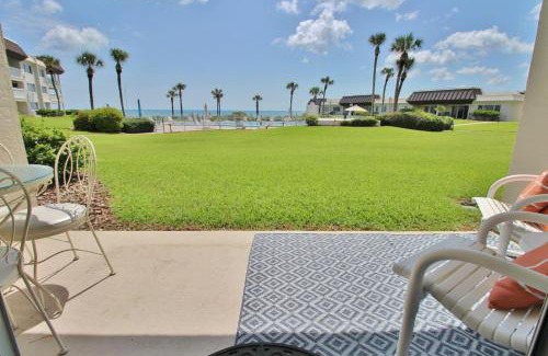 New Smyrna Beach Casa | Chateau by the Sea 13C