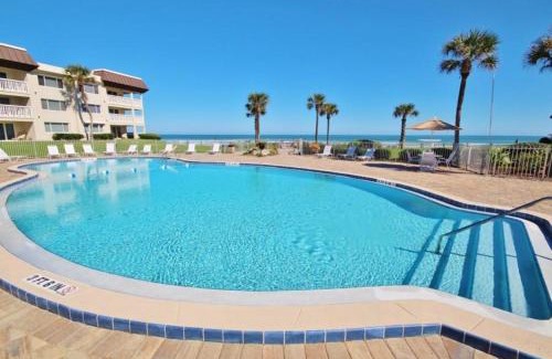 New Smyrna Beach Casa | Chateau by the Sea 13C