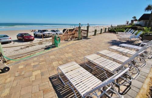 New Smyrna Beach Casa | Chateau by the Sea 13C