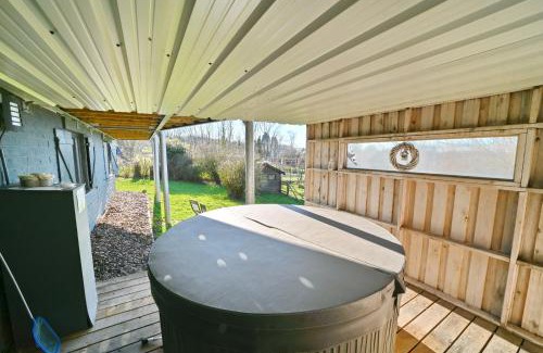 Weris Casa | Chateau Calon Segur