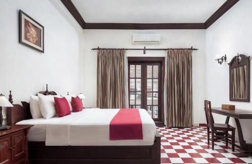 Downtown Siem Reap Hotel | Chateau d'Angkor La Residence
