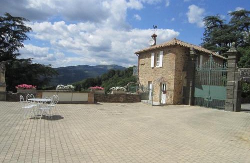 Lamastre Cama Y Desayuno | Chateau d'Urbilhac