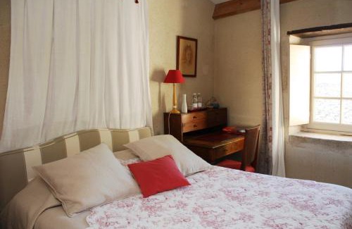 Saint-Leon Cama Y Desayuno | Chateau De Castelneau