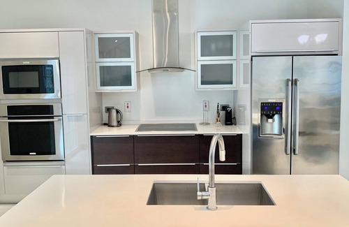 Port of Spain Villa | Chateau de Chantilly Resort, Gated Community, MountainView