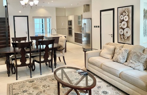Port of Spain Villa | Chateau de Chantilly Resort, Gated Community, MountainView