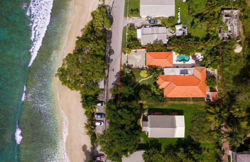 Clinketts Villa | Chateau De Mar, 5 Bedroom Villa 10 Steps From The Beach