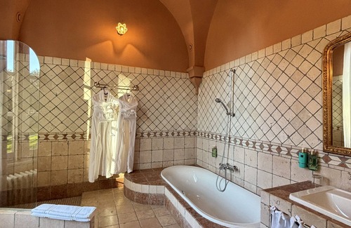 Pezenas Cama Y Desayuno | Chateau de Roquelune