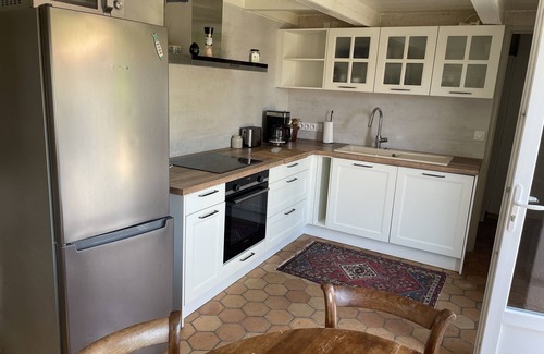 Le Chateau-d'Oleron Casa | Chateau Doleron, Intra-muros, house with garden, 300m from beach and market