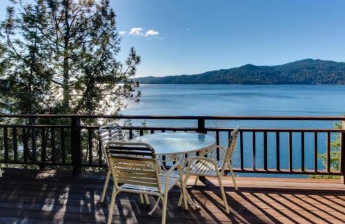 Harrison Cabina | Chateau Du Lac