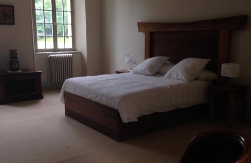La Bastide-de-Serou Cama Y Desayuno | Chateau du Val Larbont
