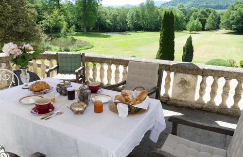 La Bastide-de-Serou Cama Y Desayuno | Chateau du Val Larbont