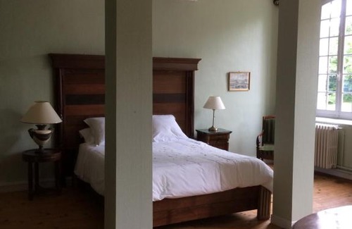 La Bastide-de-Serou Cama Y Desayuno | Chateau du Val Larbont