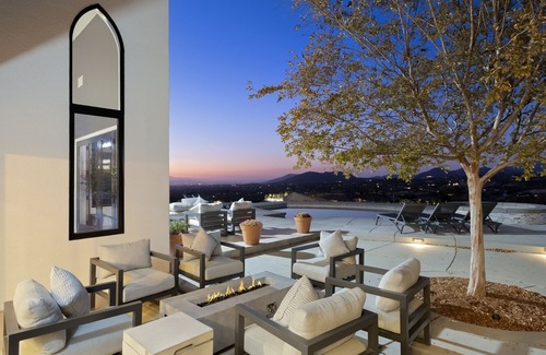 Temecula Casa | 🌟Chateau Evie James - High End Luxury Home w/Pool, Hot Tub, Game Room! WEEKDAY SPECIALS🌟