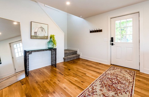Buchanan Casa | Chateau Five Corners
