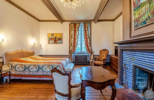 Isigny-le-Buat Cama Y Desayuno | chateau isigny - charme, calme et sérénité