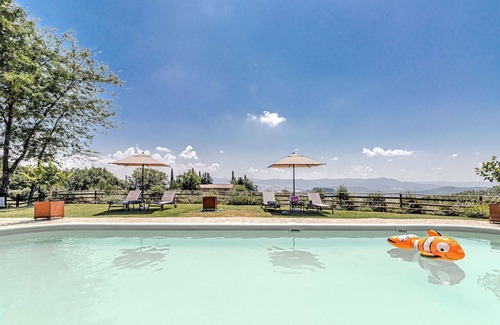 Montecatini Val di Cecina Villa | Chateau La Siroque - Montecatini ,Tuscany
