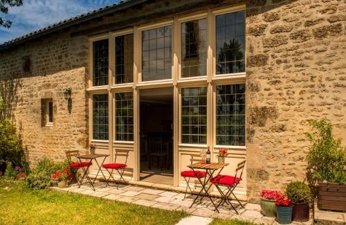 Saint-Hilaire-des-Loges Casa | Chateau Le Retail