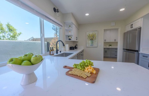 Midway Casa | Chateau Maravilla -3BR- Luxury Hidden Oasis