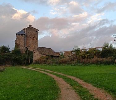 Montegut Cama Y Desayuno | Chateau Montegut Logis Rustique des Pyrénées