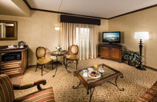 Table Rock Complejo | Chateau on the Lake Resort Spa and Convention Center
