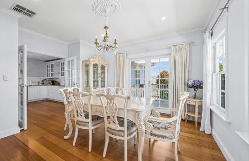 Aldinga Casa | Chateau On Vines - Aldinga - C21 SouthCoast Holidays