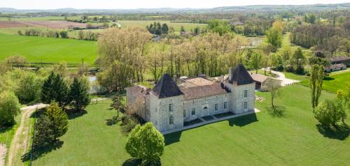 Monflanquin Casa | Chateau Secretary