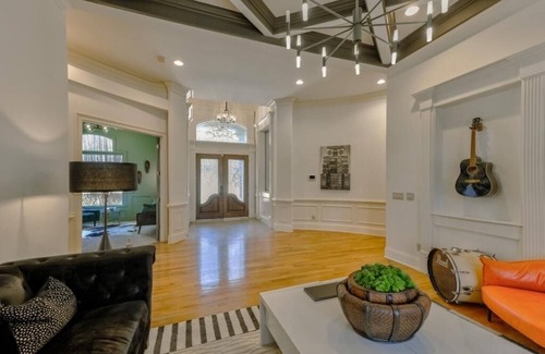 Cliftondale Casa | Chateau Willine 7 Bedrooms Mansion