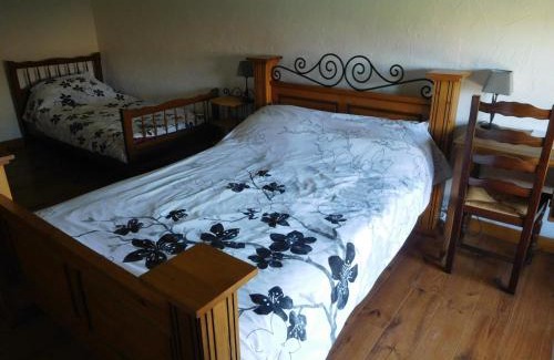 Sauze-Vaussais Cama Y Desayuno | Chatenet