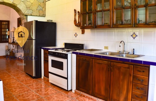 El Valle de Anton Casa | Chateu Estephe - El Valle de Antón