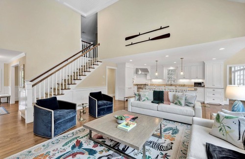 West Chatham Casa | Chatham Gem with Pool & High-End Style RPAM104