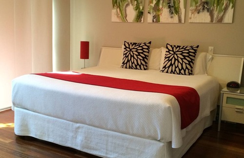 Hamilton Cama Y Desayuno | Chaucer Palms Boutique Bed & Breakfast
