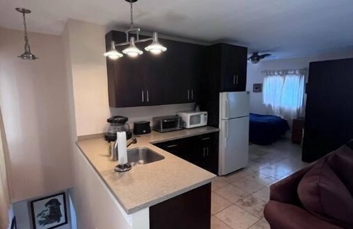 Jamestown Apartamento | Chaut. Lake & Comedy Center Guesthouse