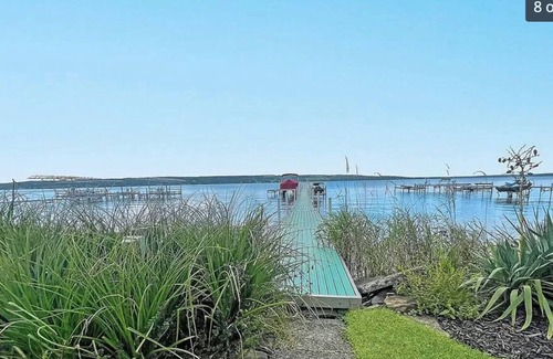 Niets Crest Cabaña | Chautauqua Lakefront Getaway with private dock