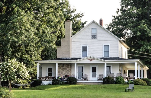 Chautauqua Casa | Chautauqua Lakefront Next To Institution