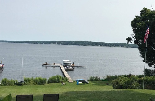 Chautauqua Casa | Chautauqua Lakefront Next To Institution