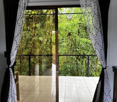 Katira Otro | Chava Lodge On Tenorio Rio Celeste