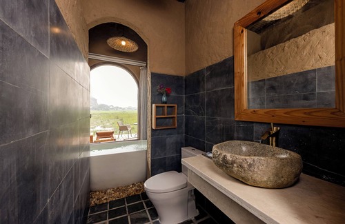 Hoa Lu Hotel | Chay Mountain Retreat Ninh Binh
