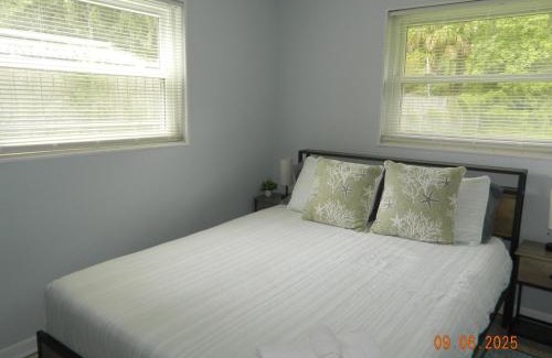 Homosassa Casa | Chazzdoorway 2rooms 1 bathroom Duplex
