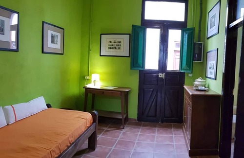 Chio Cama Y Desayuno | Suite Che Guevara - I Miti -Tenerife Sud - Chio