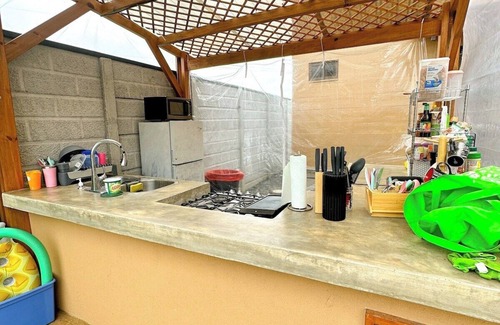 Jacó Casa | Cheap Hotel in Jaco Kitchen+Pool+Gym+Pickleball