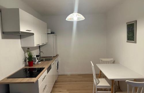 Parndorf Apartamento | Cheap Outlet Center Apartment with Pool
