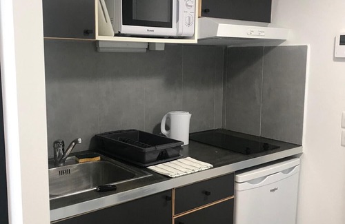 Pantin Apartamento | Barato Paris. Apartamento nuevo en casa de pueblo cerca del centro.