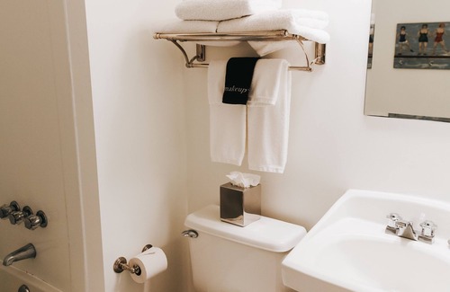 Chebeague Island Hotel | Chebeague Island Inn