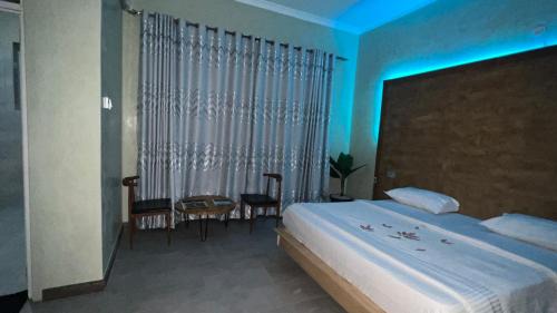 Kireka Hotel | Checkmate Bar & Suites