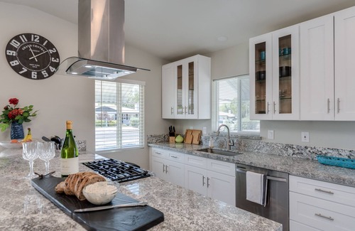 Poets Square Casa | Checkout our summer special rates!!