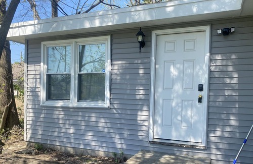New Albany Casa | Cheerful 1-Bedroom Close To Downtown Louisville