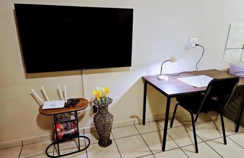 Kathu Apartamento | Cheerful 2-Bedroom Holiday Home